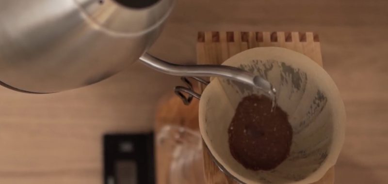 tutoriel café méthode douce avec la V60 par Aziz du Baolab café