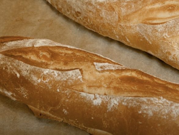 Préparez votre pain croustillant à la maison